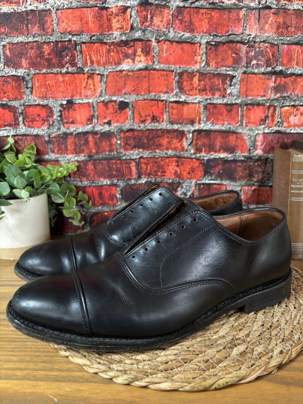 Allen Edmonds Park Avenue Black Leather Cap Toe Oxford Dress Shoes 9.5D